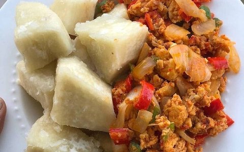 Boiled Yam & Egg Sauce